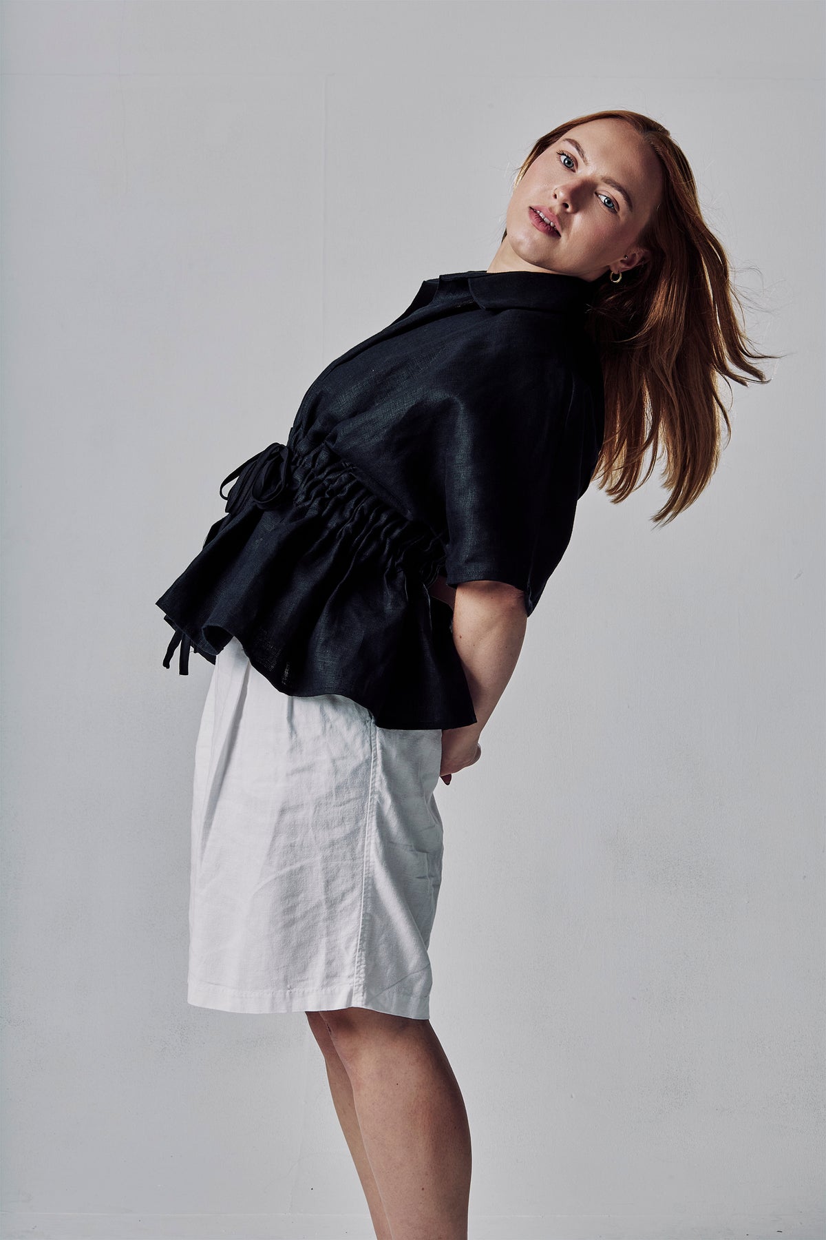 Cropped Valerian Shirt in Black